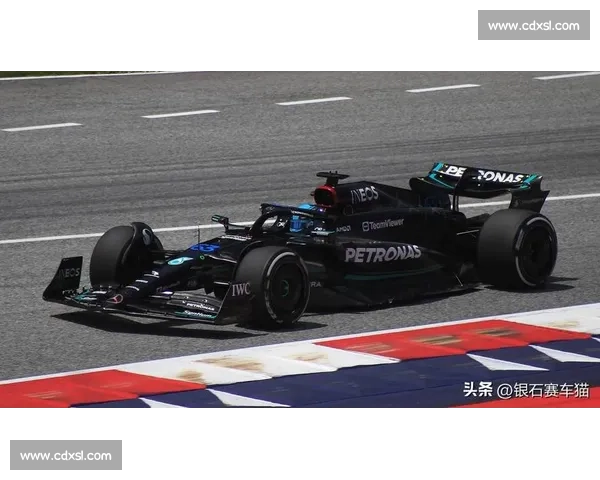 拉塞尔加拿大站背靠背杆位！赛季首杆 + 生涯第六冠