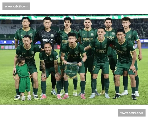 申花 6 人领跑国足名单！国安海港各 5 将，泰山 4 人紧随其后